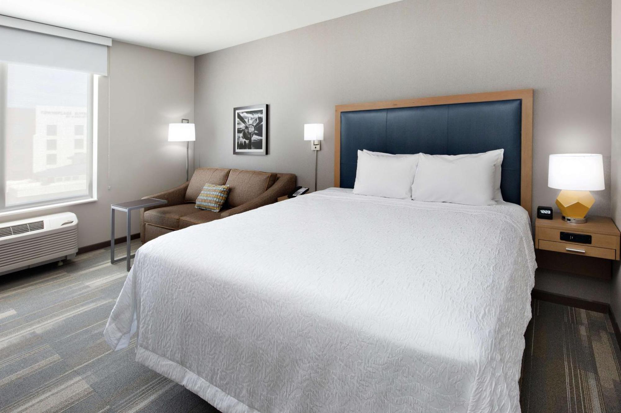 Hampton Inn & Suites San Diego Airport Liberty Station Dış mekan fotoğraf